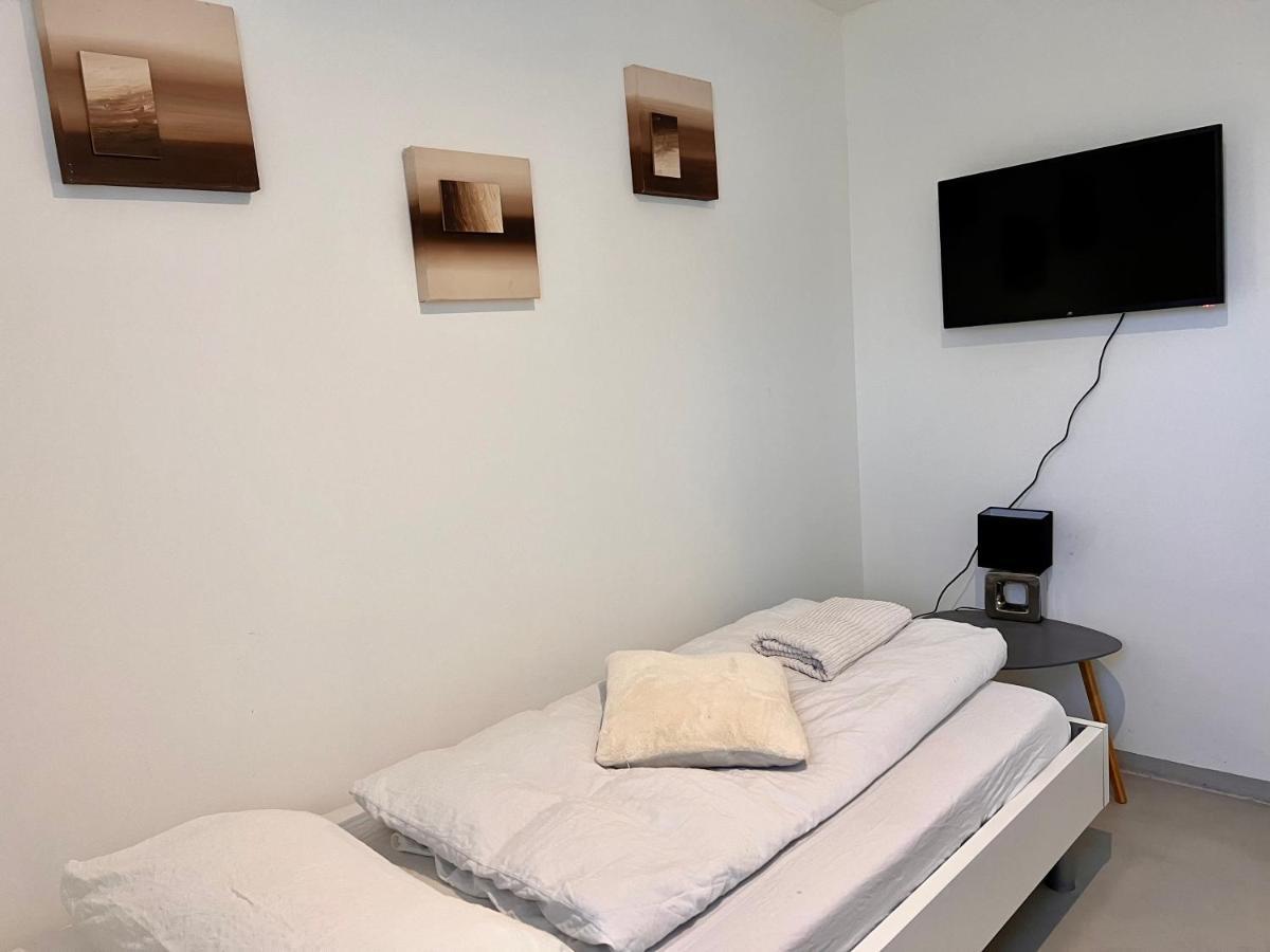 Budget Room Free Parking Pratteln Exteriör bild